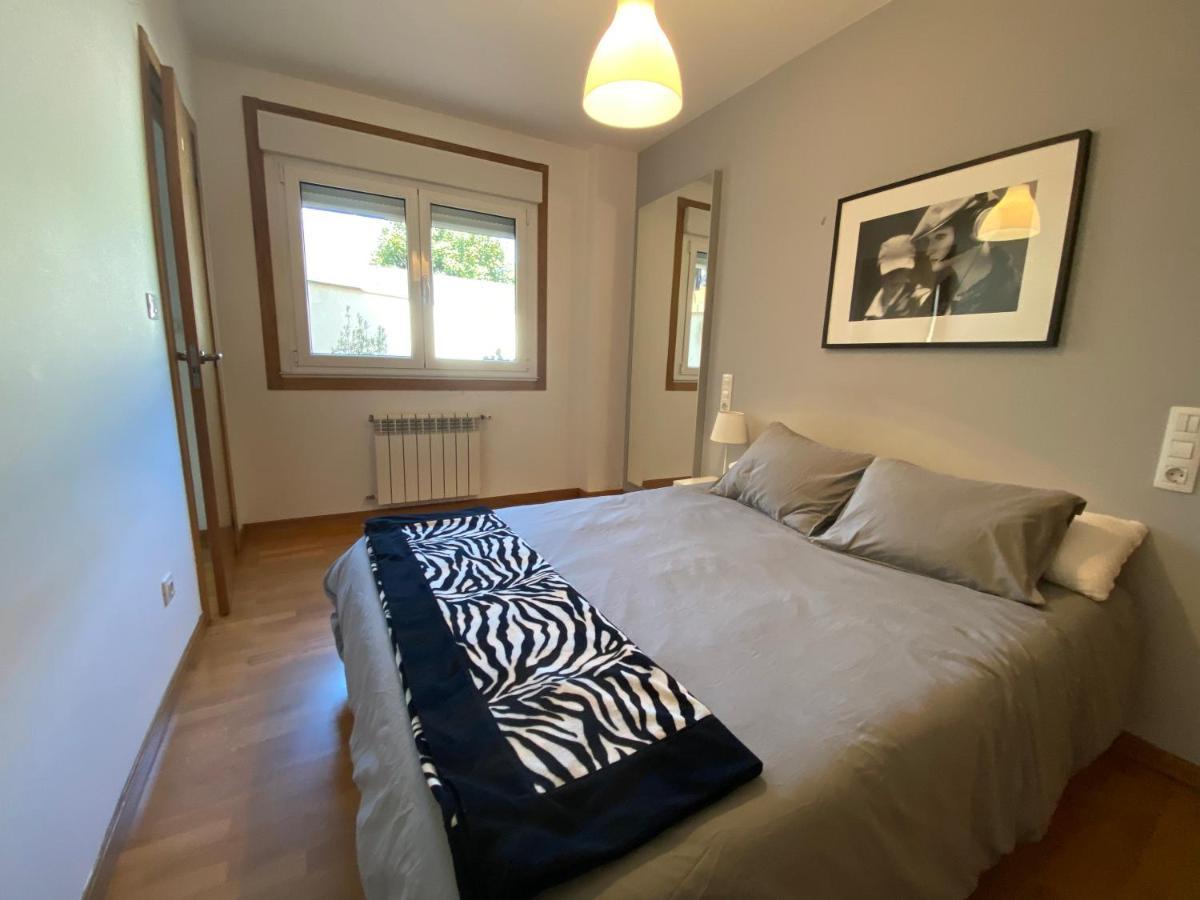 Apartamento A 5 Min Caminando De La Playa Sta. Cristina, โอเลรอส ภายนอก รูปภาพ